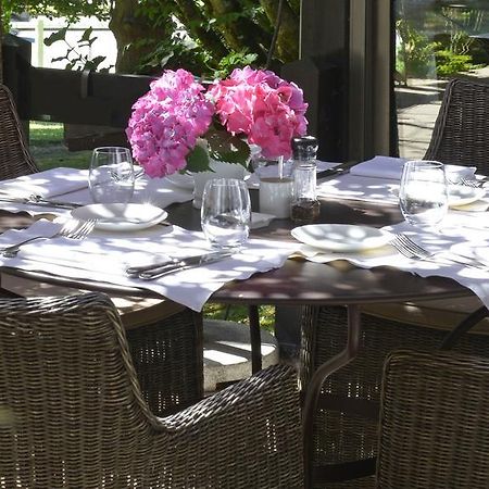 Logis Hotel - Restaurant Le Relais De Comodoliac Saint-Junien Buitenkant foto